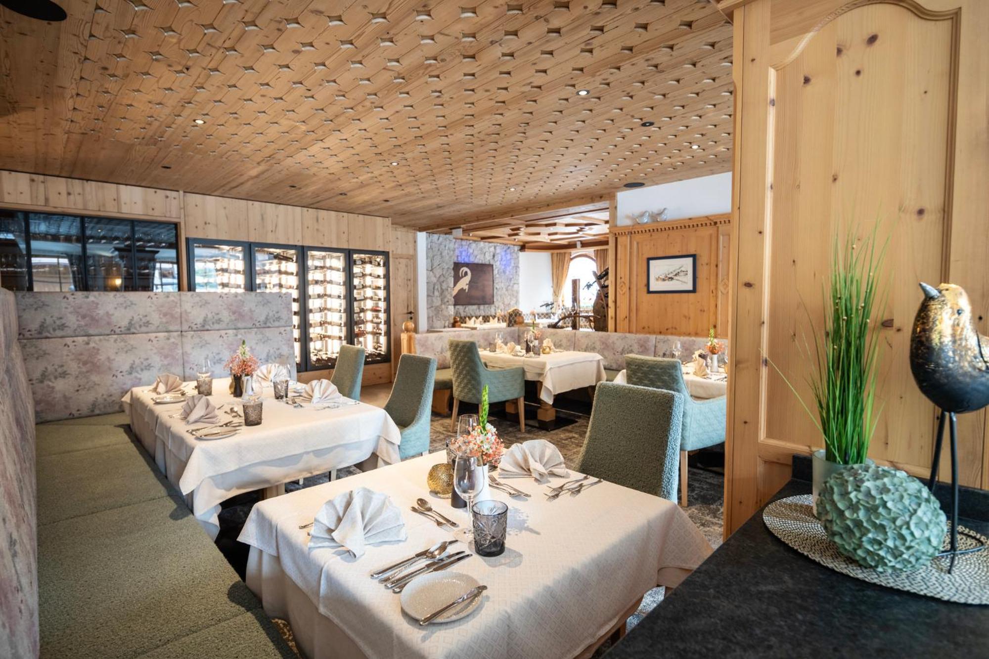 Alpenhotel Ischglerhof ภายนอก รูปภาพ